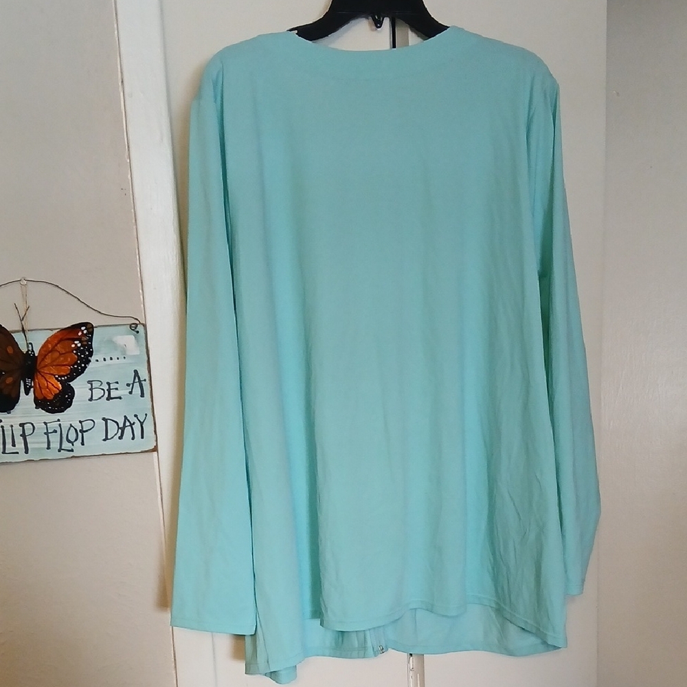 Elegant Light Blue Zip Up Shirt - Picture 3 of 4